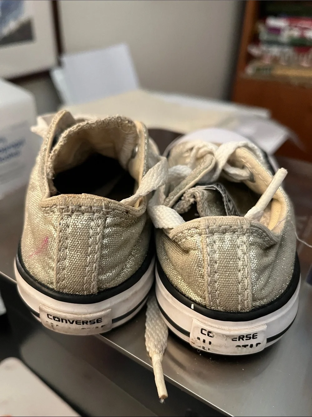 Converse Toddler Metallic Gold Low Top Sneakers Size 6